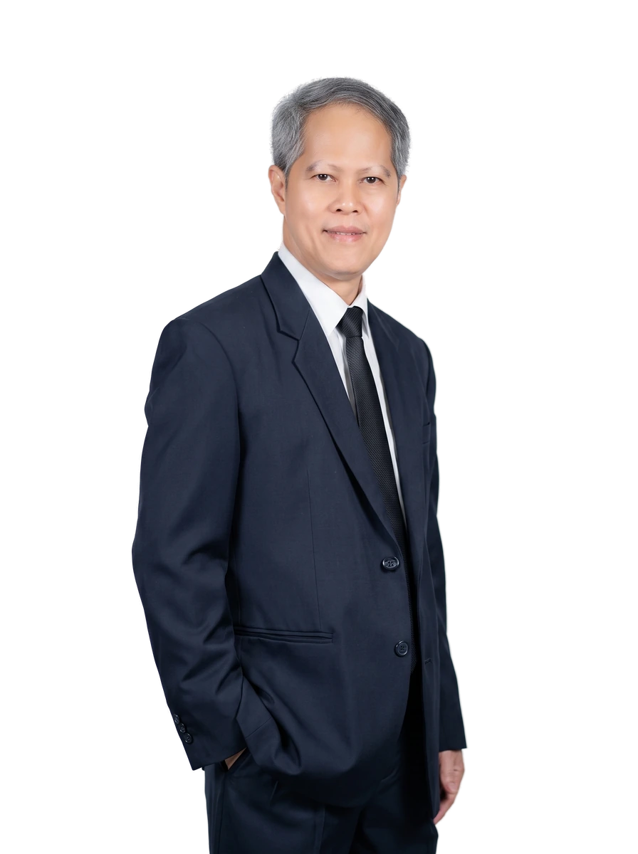 นายสรวุฒิ วัชรีนันท์